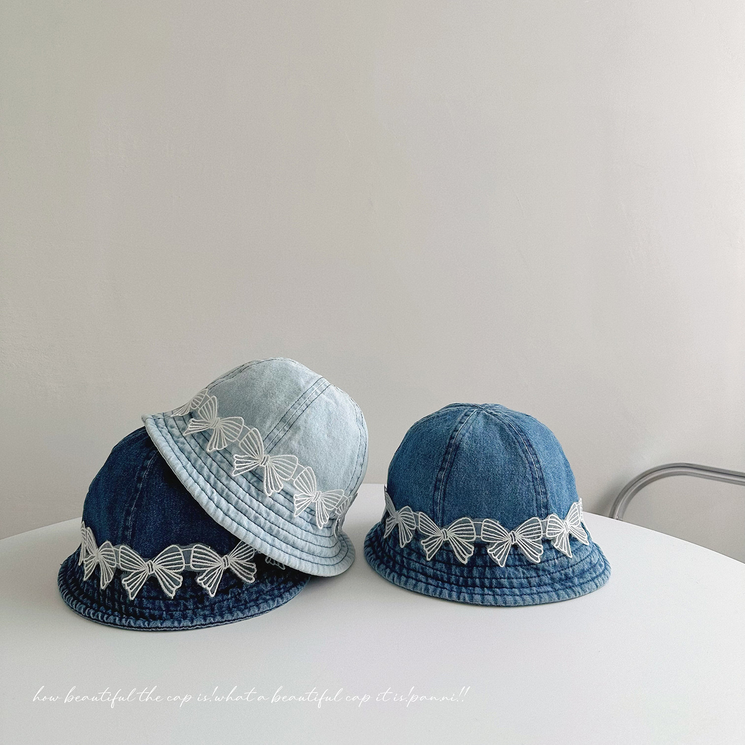 Mũ vành jean đính nơ trắng nhiều màu cho bé gái size 2-4y
