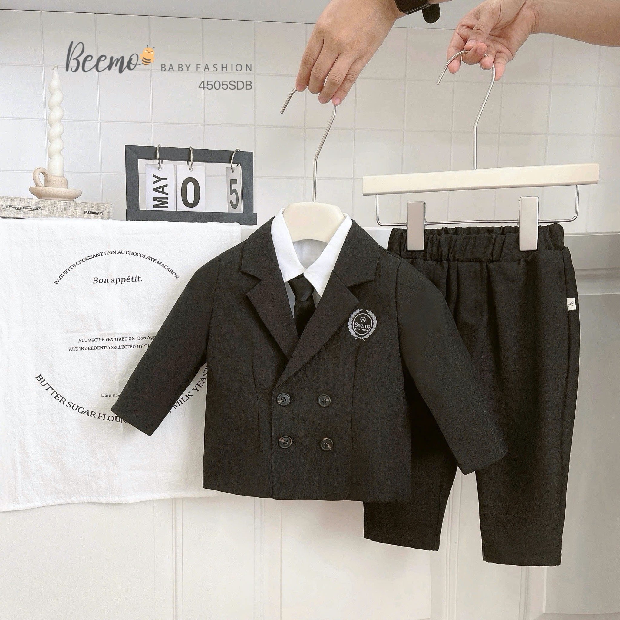Set bộ Vest Beemo kèm cavat hai hàng khuy cho bé trai size 80-130 (không kèm sơ mi)