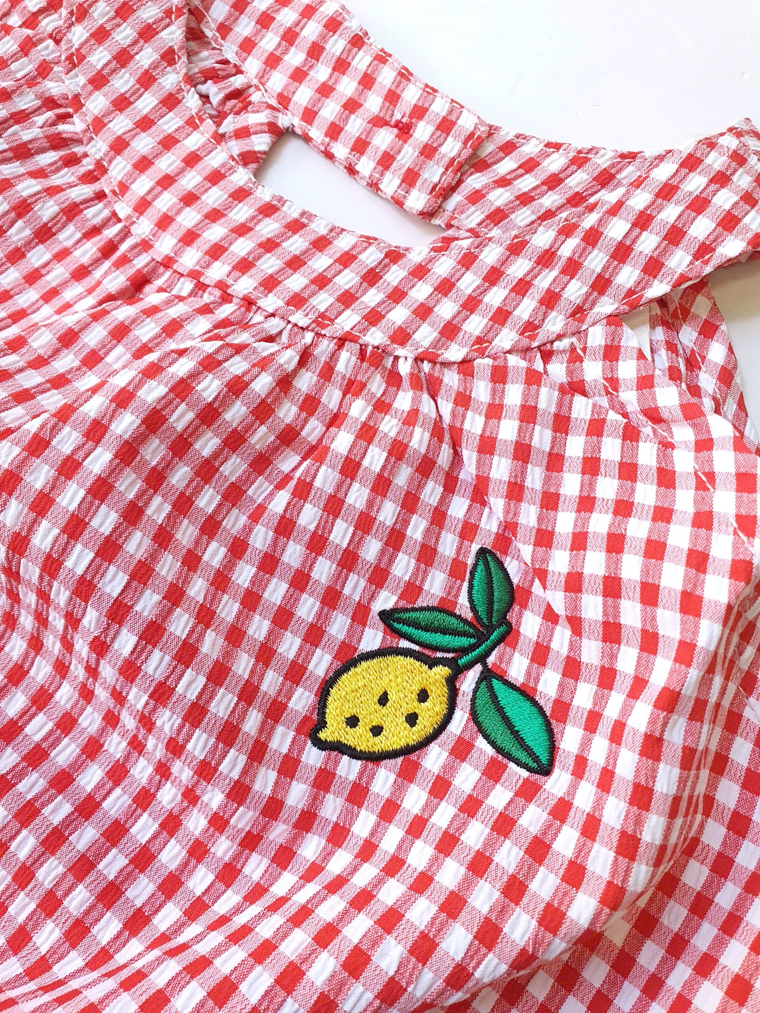 Set bộ Little Bobdog xuất Hàn kẻ caro đỏ thêu quả chanh bé gái size 110-150