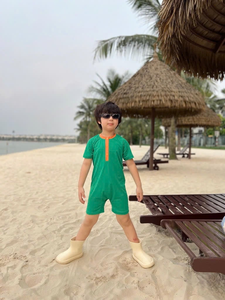 Bộ bơi Harifa liền thân cổ trụ nhiều màu cho bé trai size 1-6y