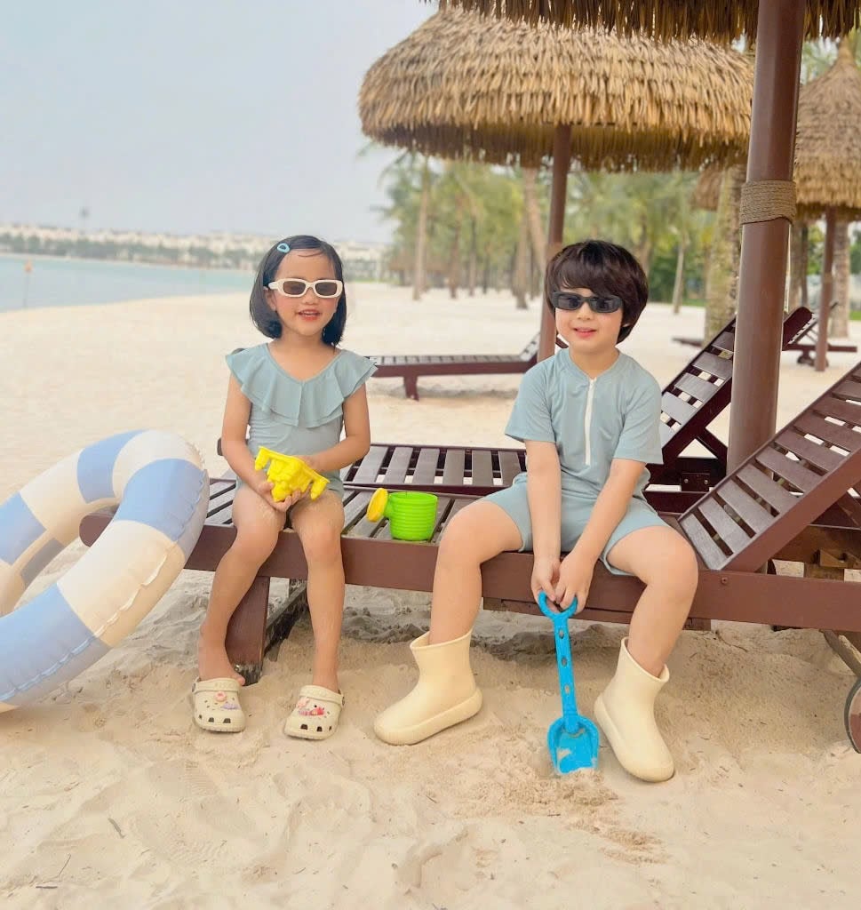 Bộ bơi Harifa liền thân cổ trụ nhiều màu cho bé trai size 1-6y