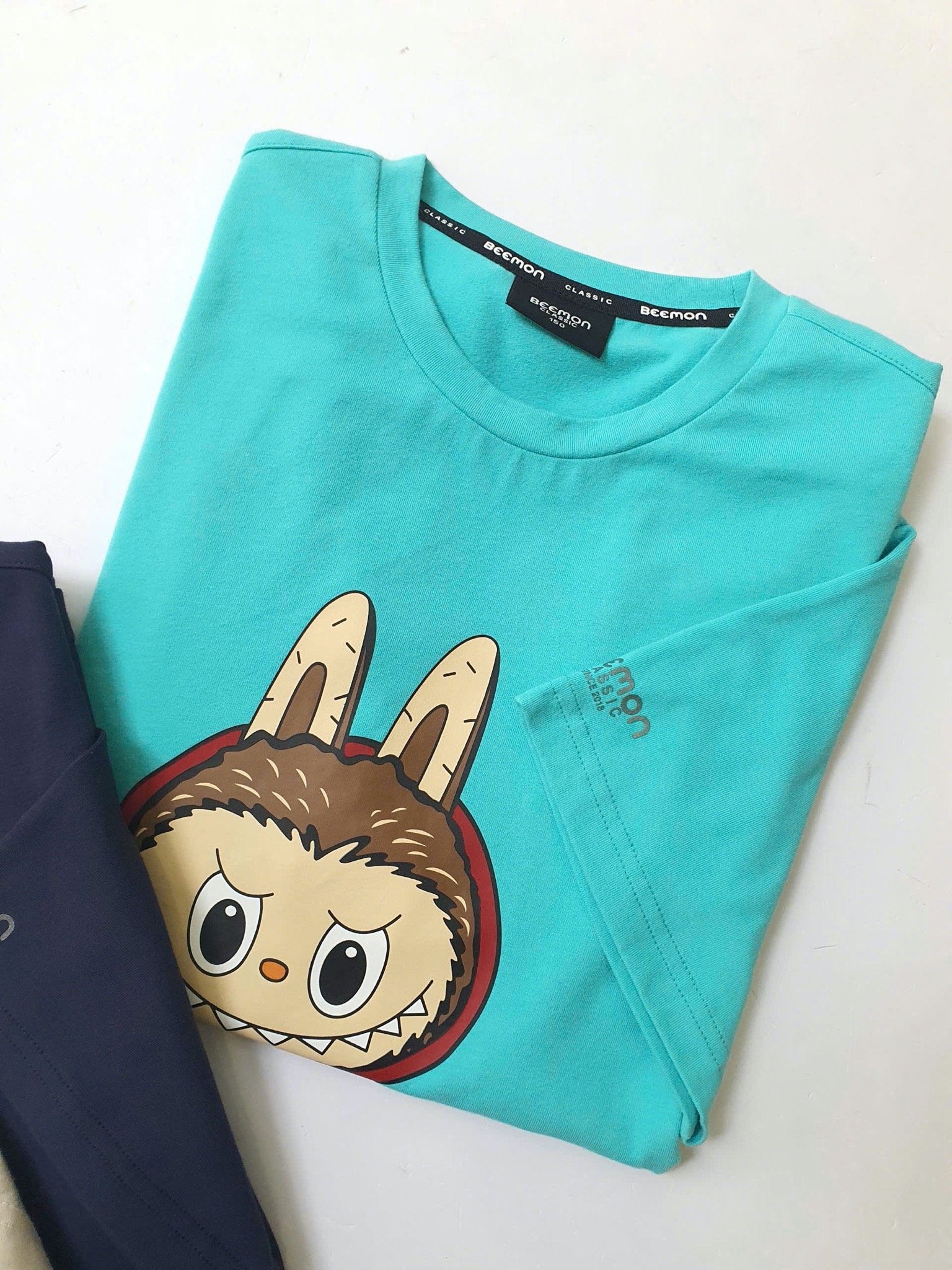 Áo cotton Bee Mon hoạ tiết Labubu nhiều màu cho bé size 120-160