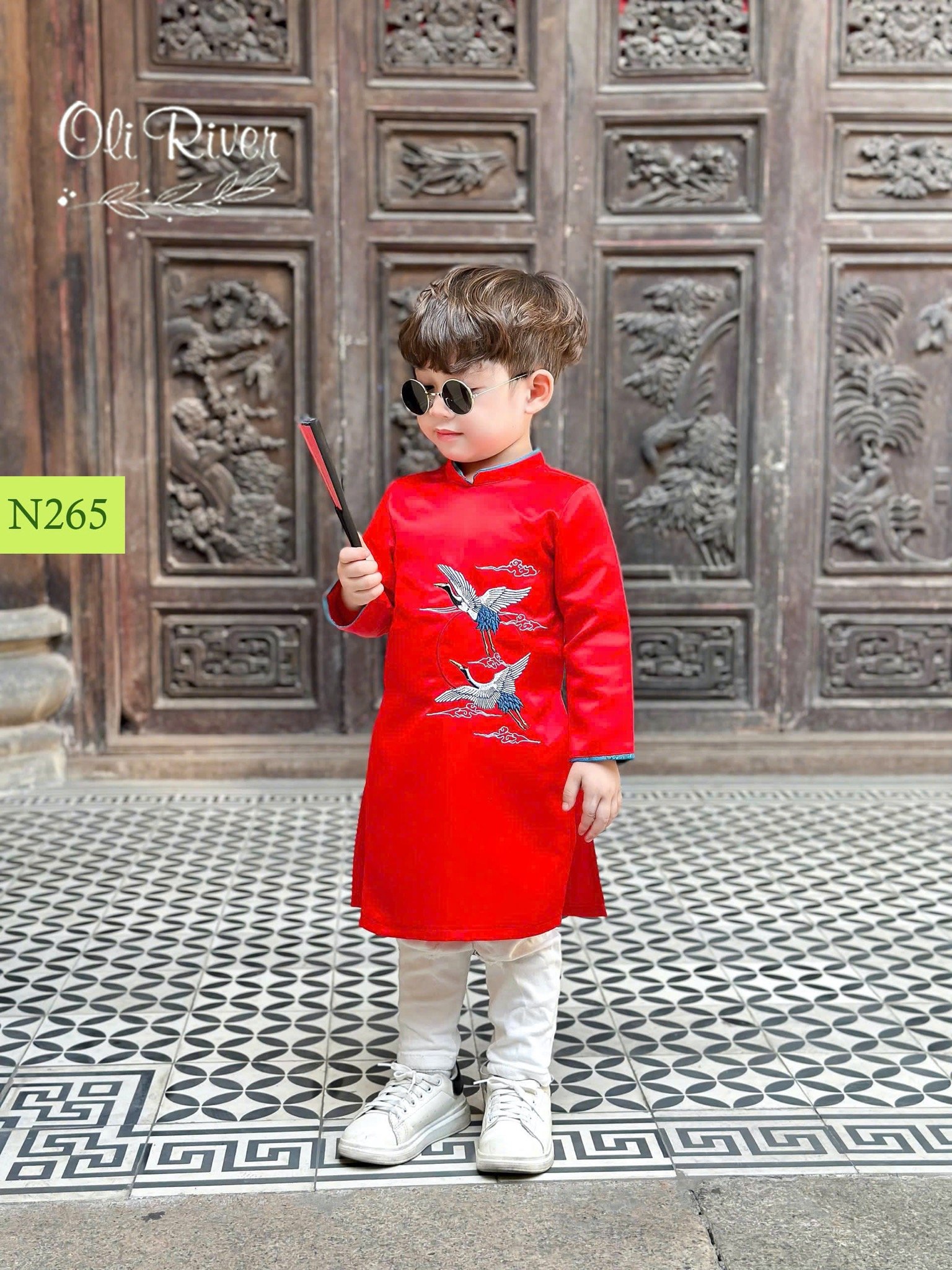 Áo dài Oli River 2 màu đỏ/ vàng phối gấm thêu hạc bé trai size 2-15y (không kèm quần)