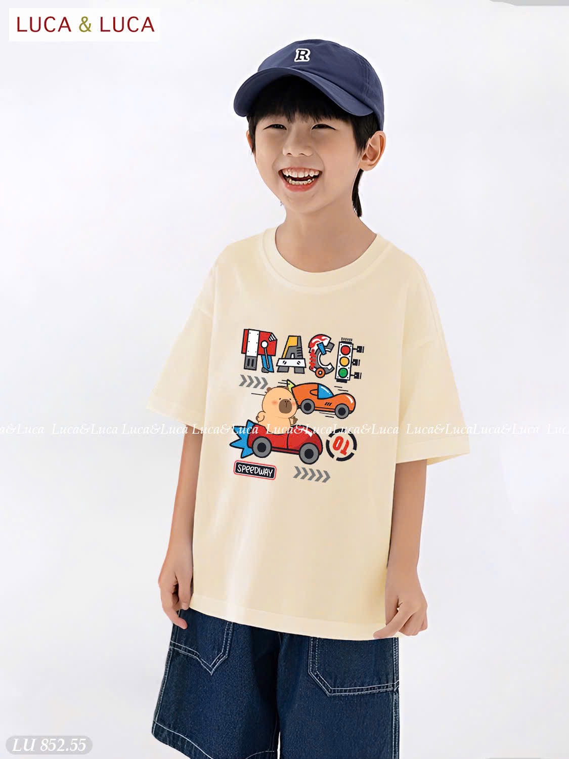 LU 852 - Bộ Luca Luca áo capybara Race màu be + quần jean bé trai size 2-12y