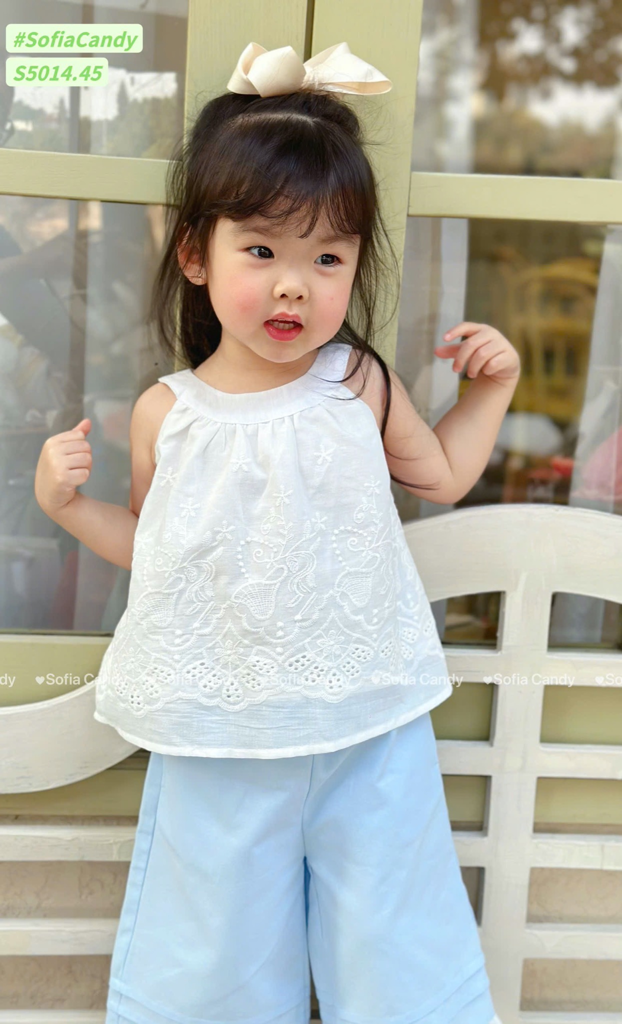 S5014 - Set bộ Sofia Candy áo trắng thêu cổ yếm + quần xanh chân ren bé gái size 1-10y