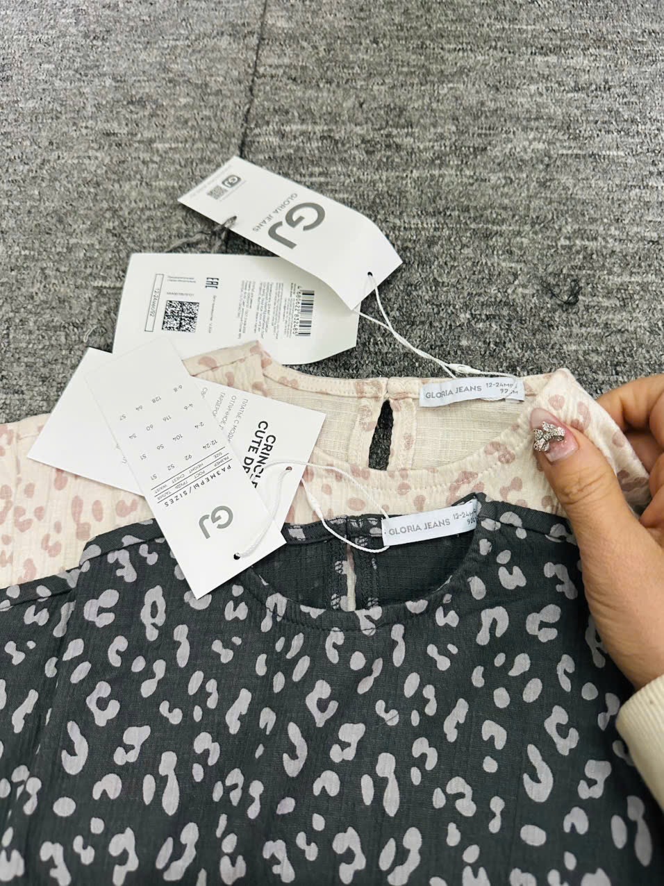 Váy thun da báo GGJJ dư xịn 2 màu be hồng, ghi bé gái size 2-8y