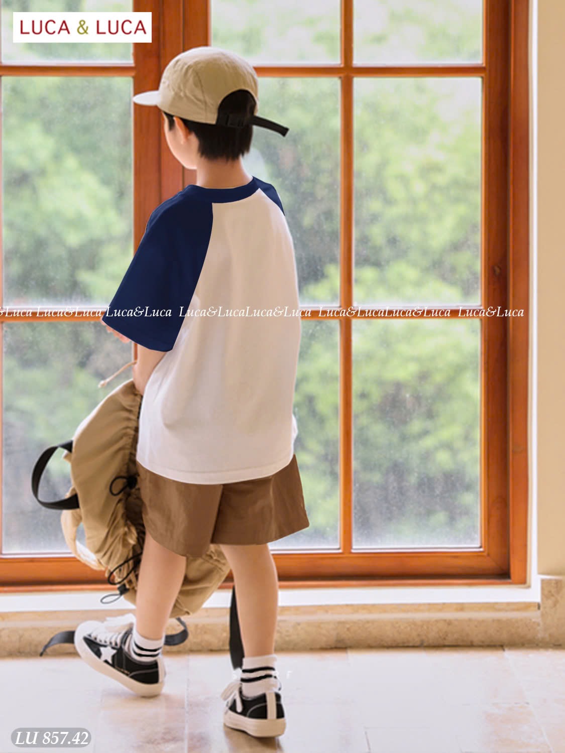 LU 857 - Bộ Luca Luca tay giác lăng Capybara lái máy bay + quần kaki bé trai size 2-12y