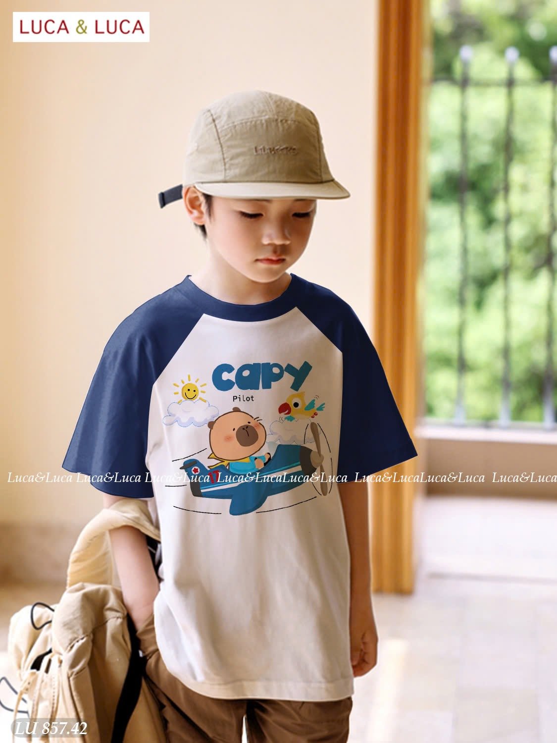 LU 857 - Bộ Luca Luca tay giác lăng Capybara lái máy bay + quần kaki bé trai size 2-12y
