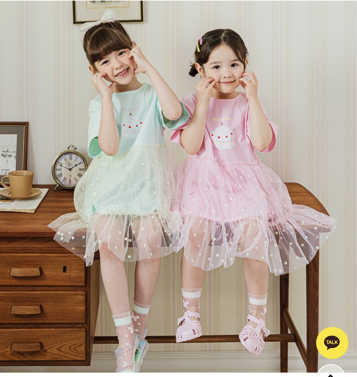 Váy cotton Bebezoo phối ren mềm bánh sinh nhật 2 màu hồng/xanh size 100-140