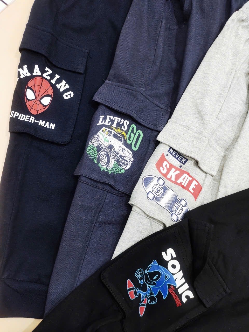 Quần cotton jogger túi hộp bé trai nhiều màu size 2-8y