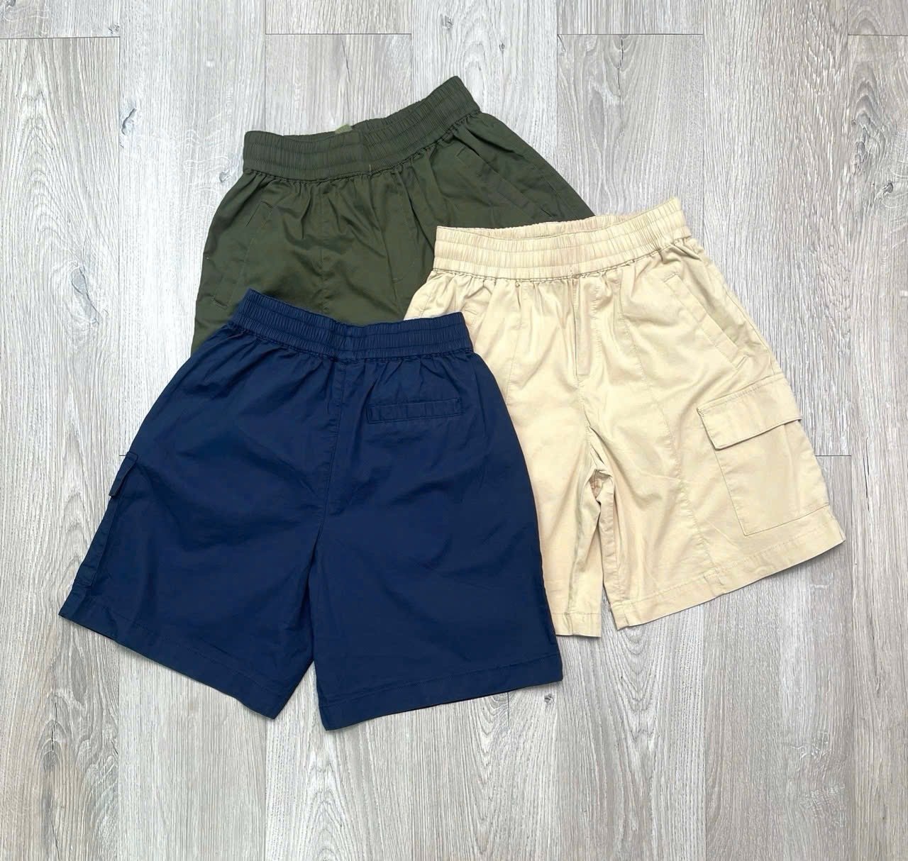 Quần short kaki mềm Covernat xuất Hàn dư xịn 3 màu bé trai size 6-14y