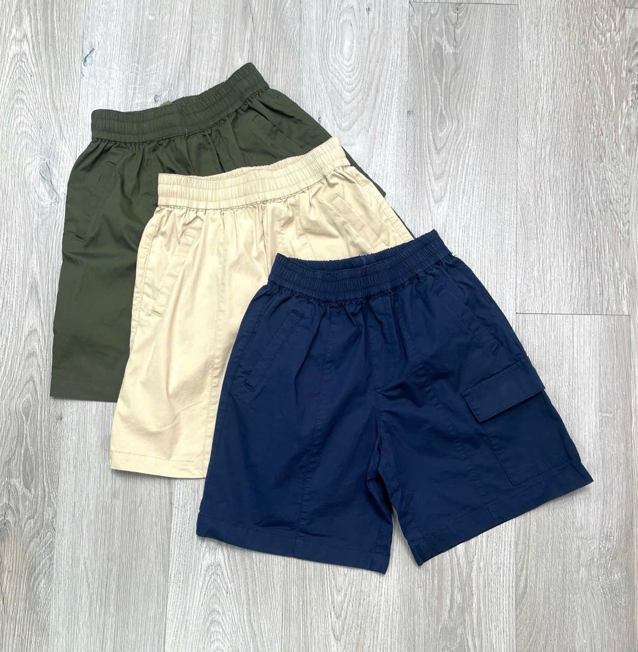 Quần short kaki mềm Covernat xuất Hàn dư xịn 3 màu bé trai size 6-14y