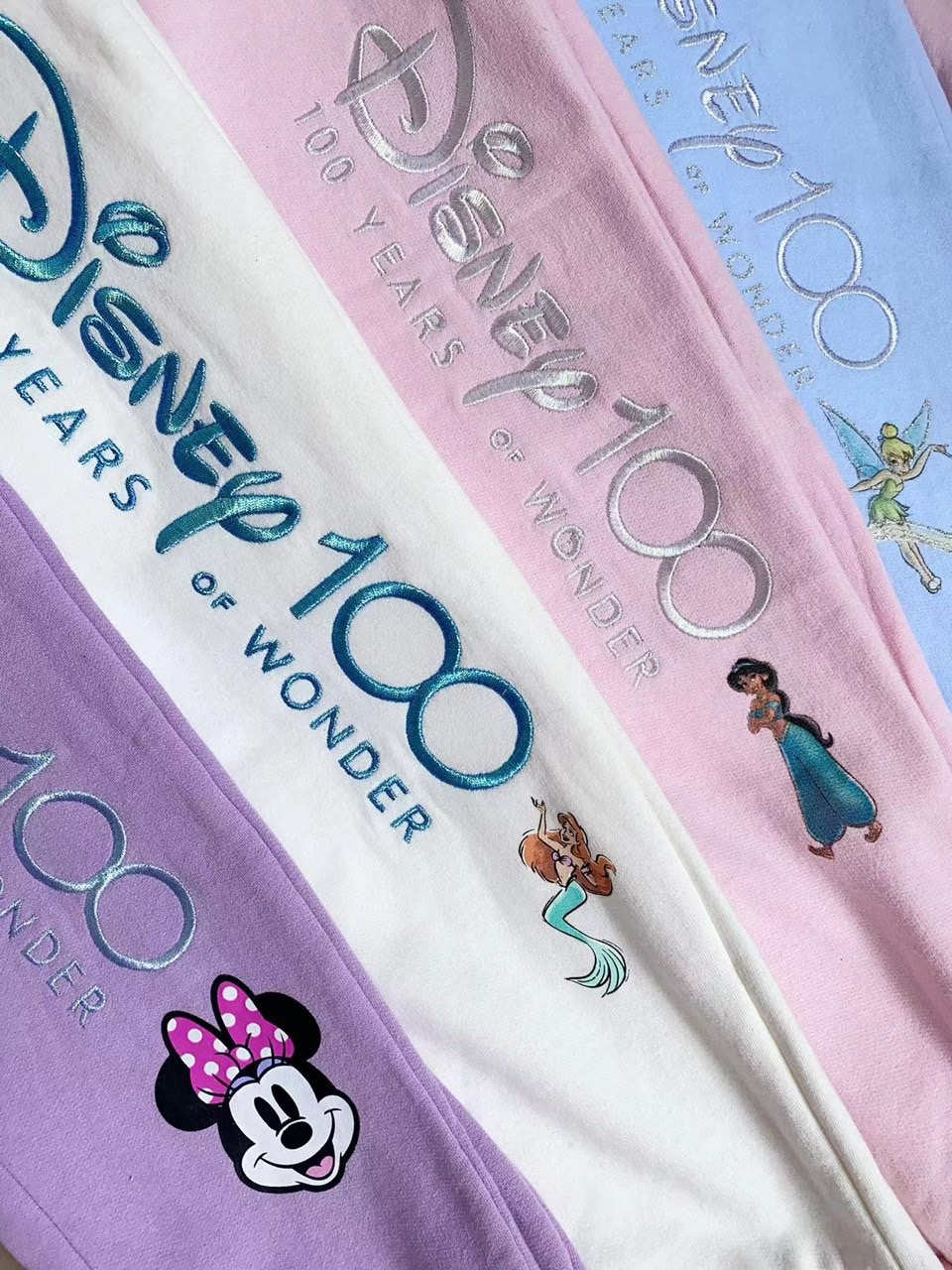 Bộ nỉ bông Disney nhiều hình Bé Gái size 3 - 10y
