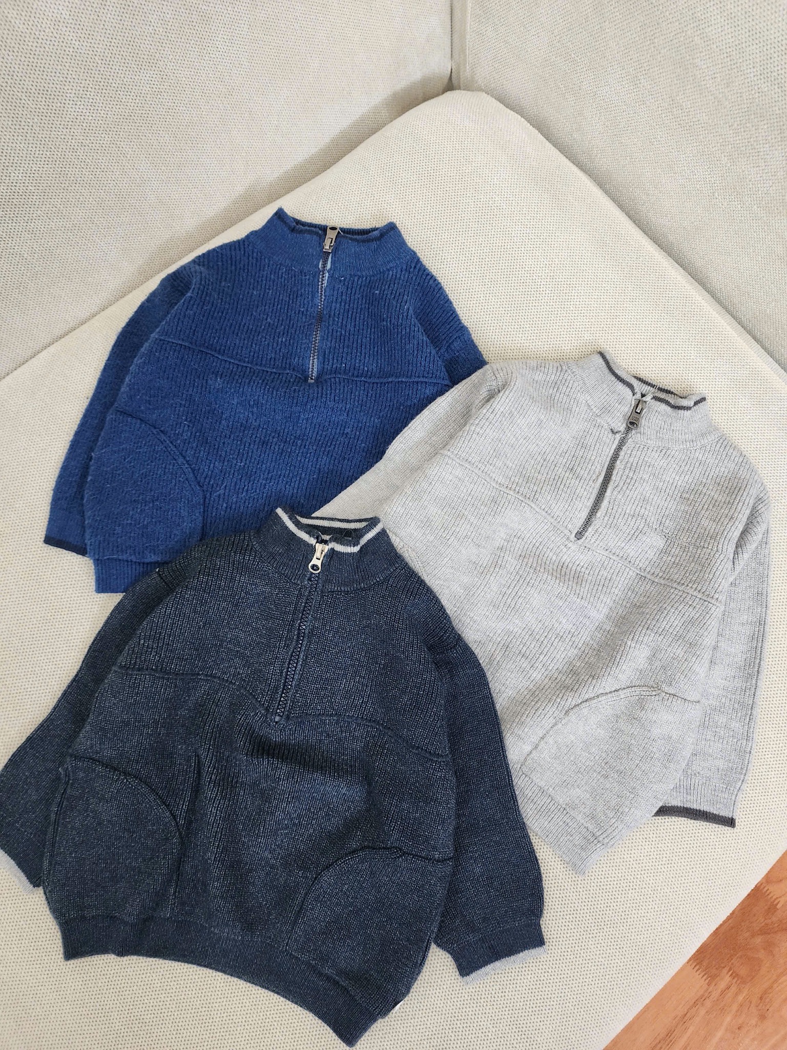 Áo len cổ khoá Zara 3 màu bé trai size 9m-5y