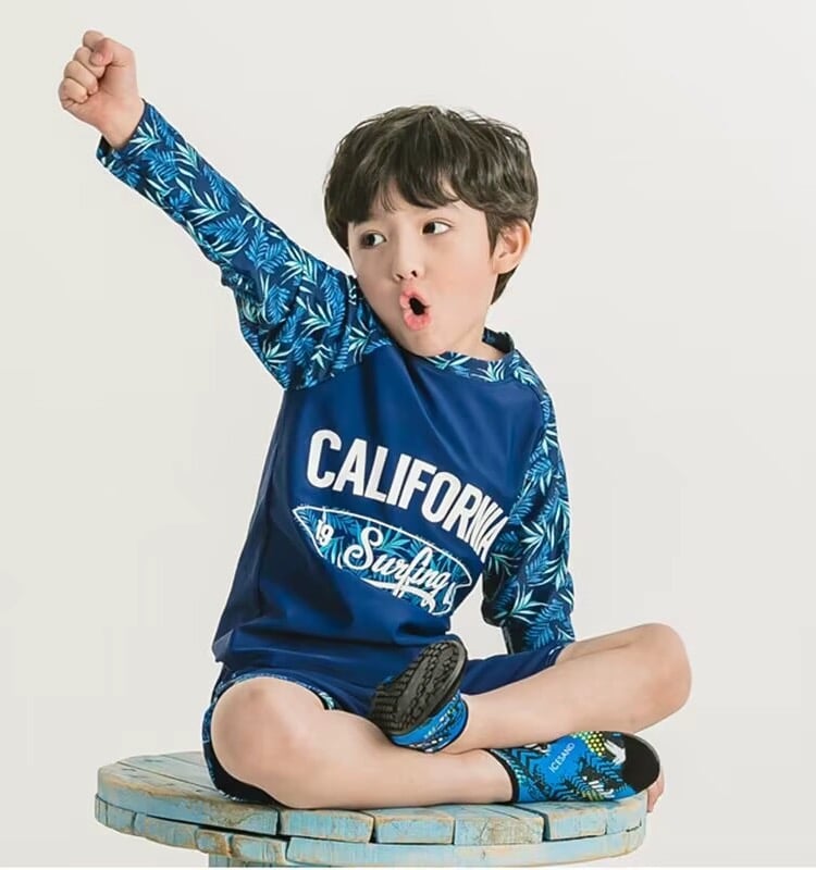 357 - Set 3ct bộ bơi áo dài tay + quần short + mũ màu navy lá California Surfing size 110-160