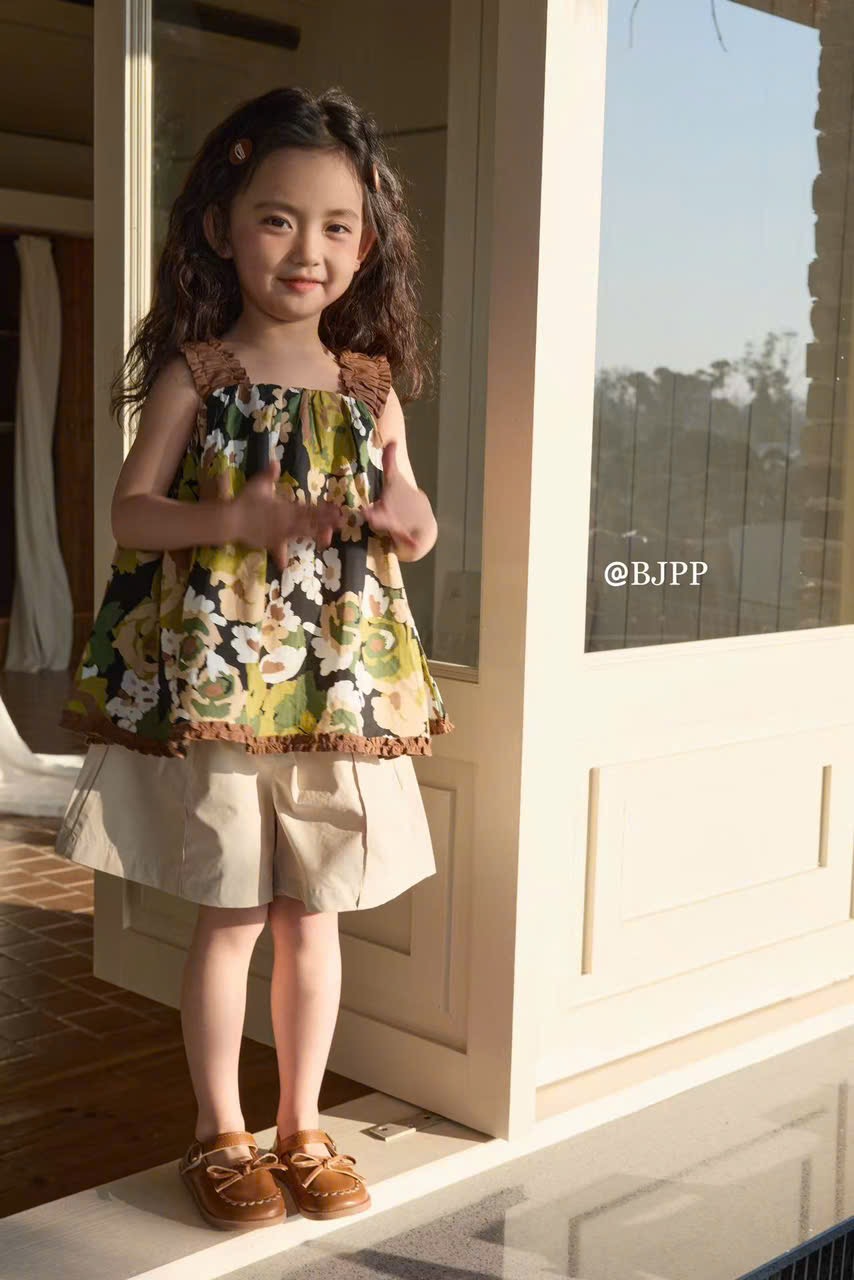9696 - Quần short kaki 2 màu cho bé gái size 90-130