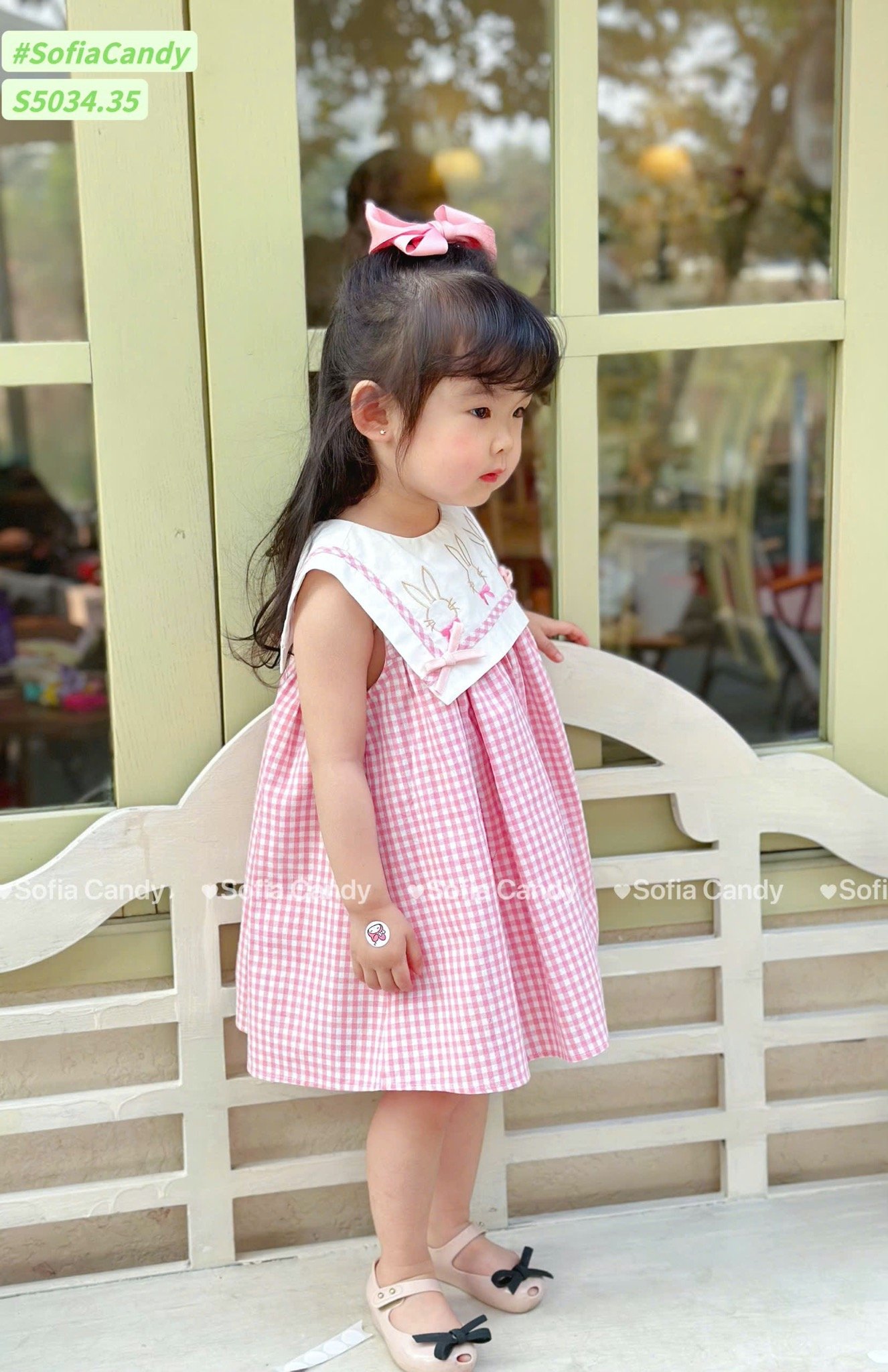 S5034 - Váy Sofia Candy sát nách kẻ hồng phối cổ trắng thêu thỏ bé gái size 1-10y