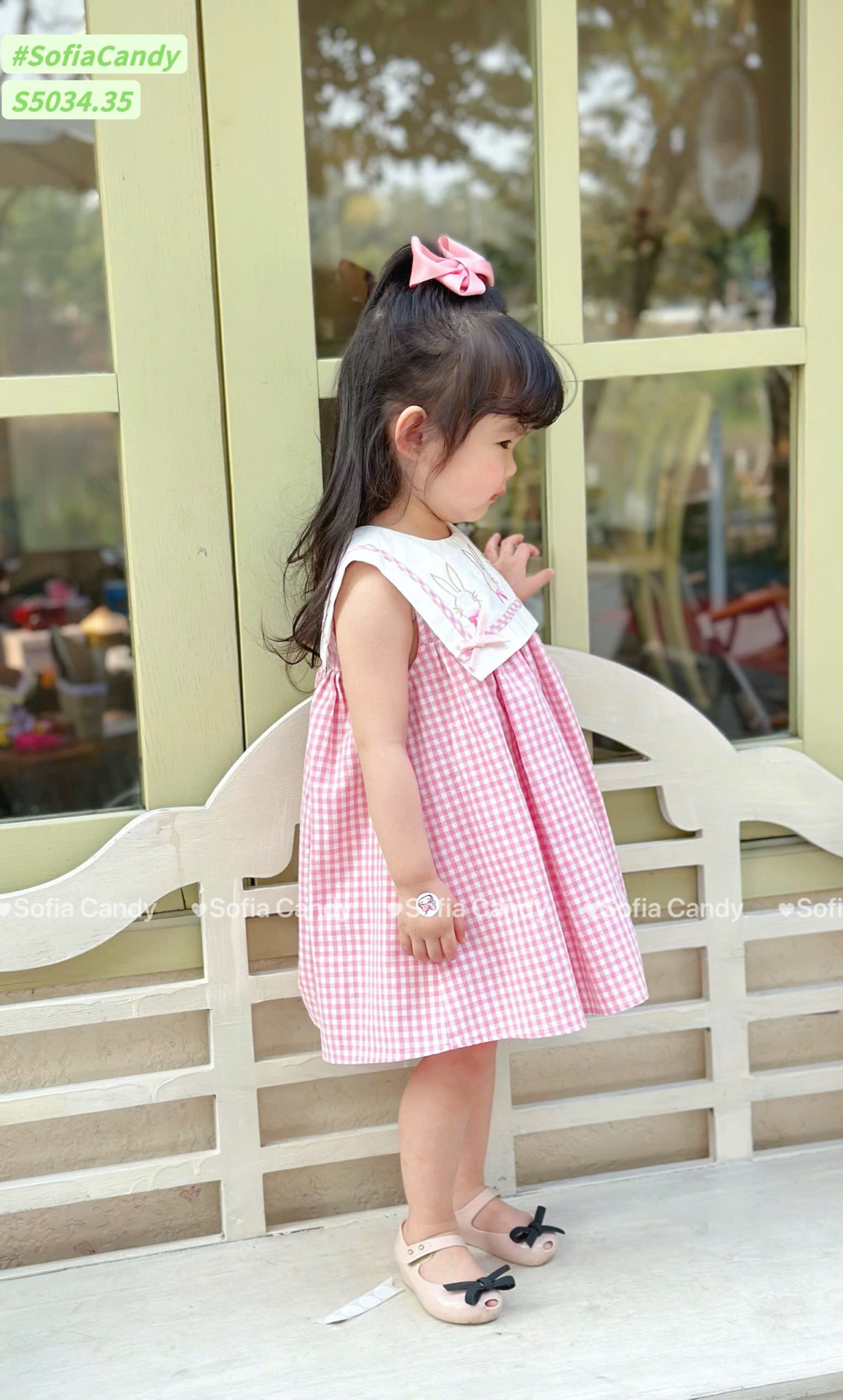 S5034 - Váy Sofia Candy sát nách kẻ hồng phối cổ trắng thêu thỏ bé gái size 1-10y