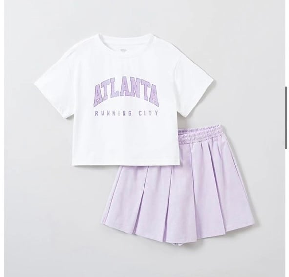 Bộ thể thao Spao Atlanta áo thun + quần giả váy xếp ly 2 màu BG size 110-160