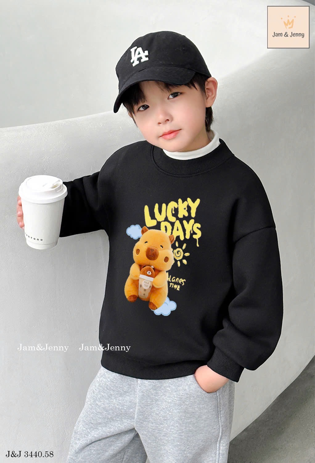 J&J 3440 - Bộ nỉ da cá Jam&Jenny áo đen Capybara - quần ghi size 2 - 12y