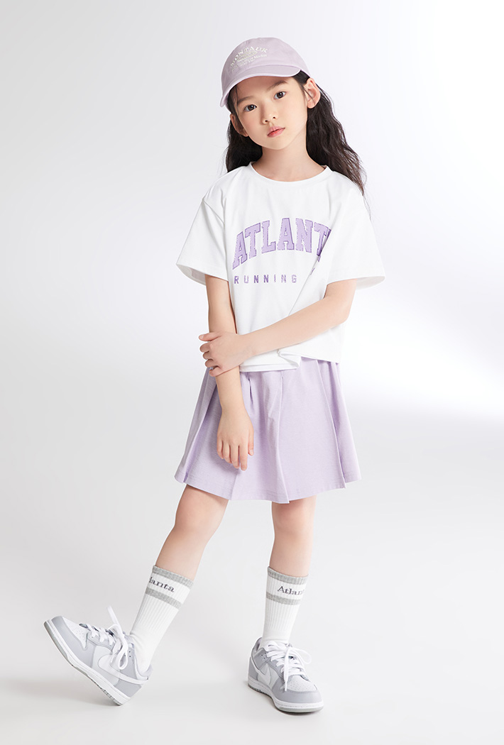 Bộ thể thao Spao Atlanta áo thun + quần giả váy xếp ly 2 màu BG size 110-160