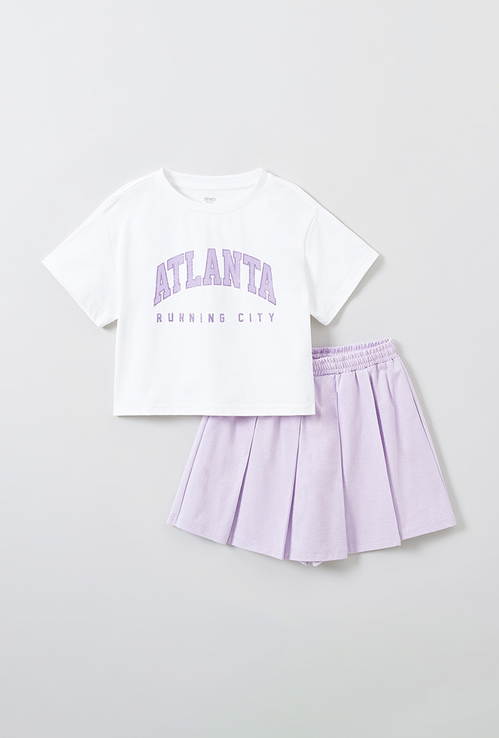 Bộ thể thao Spao Atlanta áo thun + quần giả váy xếp ly 2 màu BG size 110-160