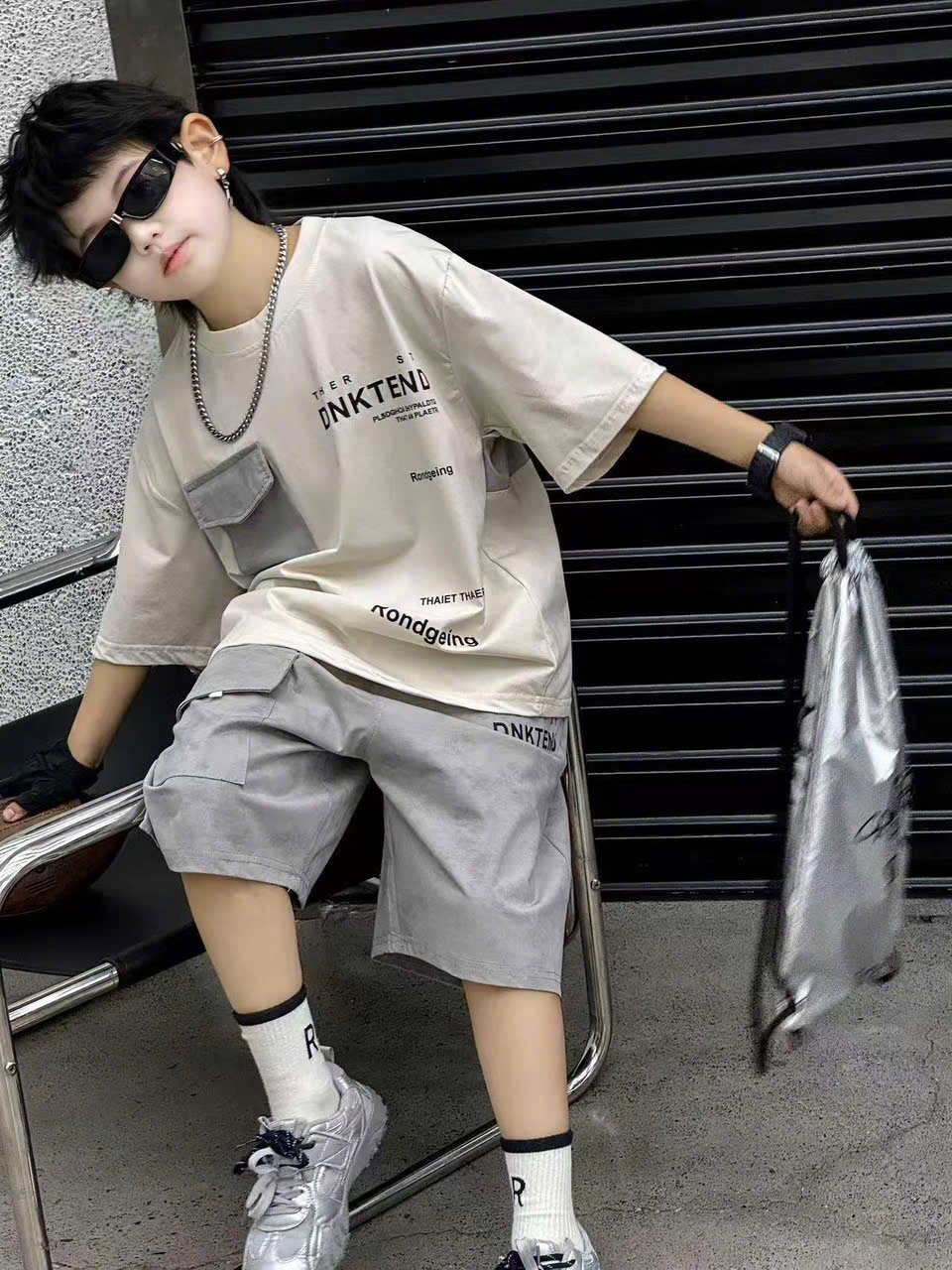 Bộ cotton QC túi ngực DNKTen 2 màu ghi/be dòng đại size 120-160