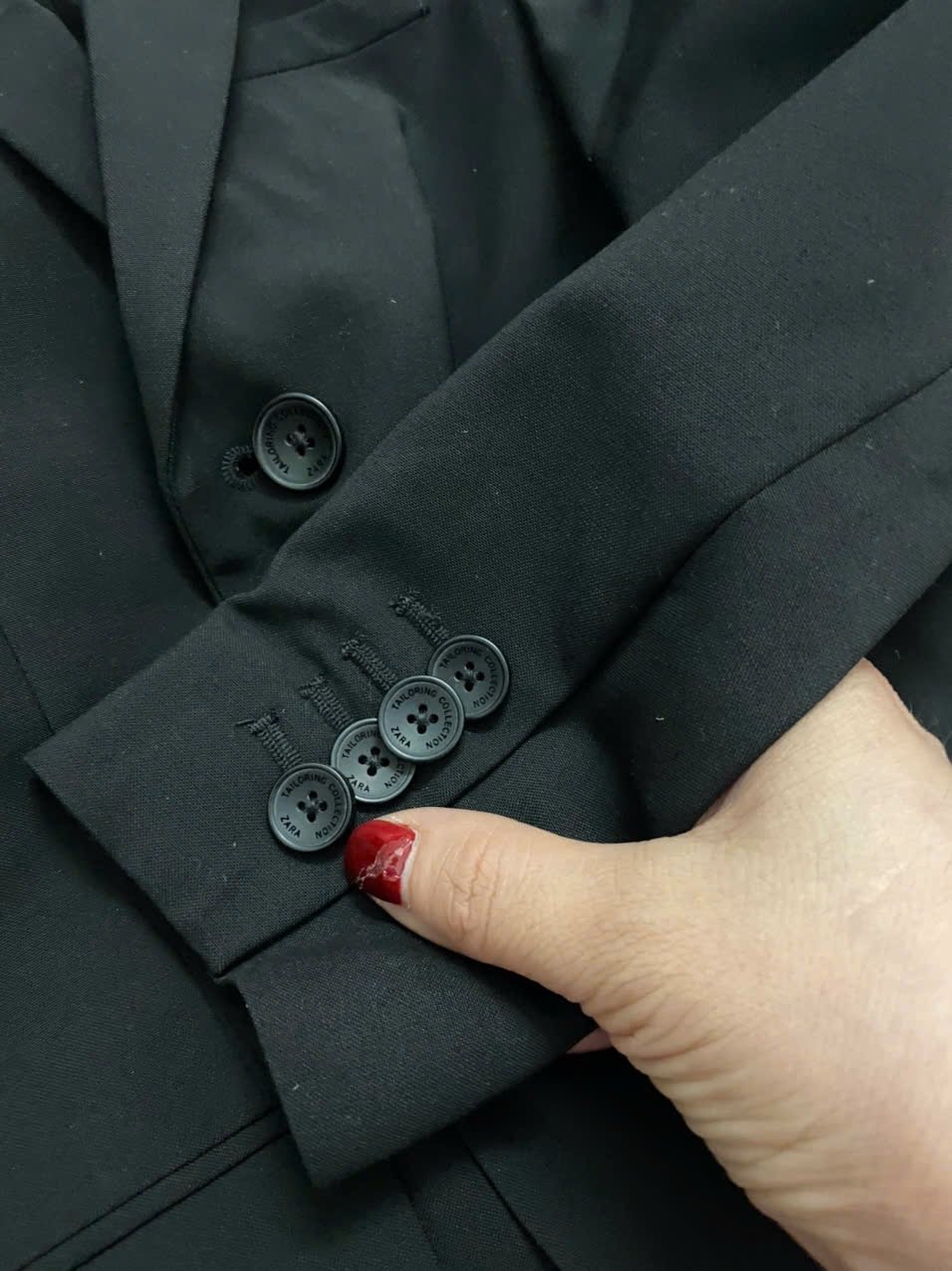 Áo vest Zara dư xịn màu đen cho bé size 6-14y