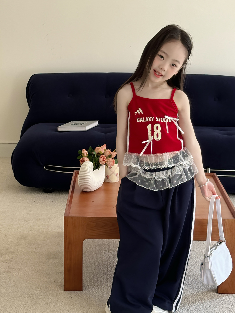Áo hai dây QC Galaxy Studio 3 màu phối chân ren bé gái size 90-150