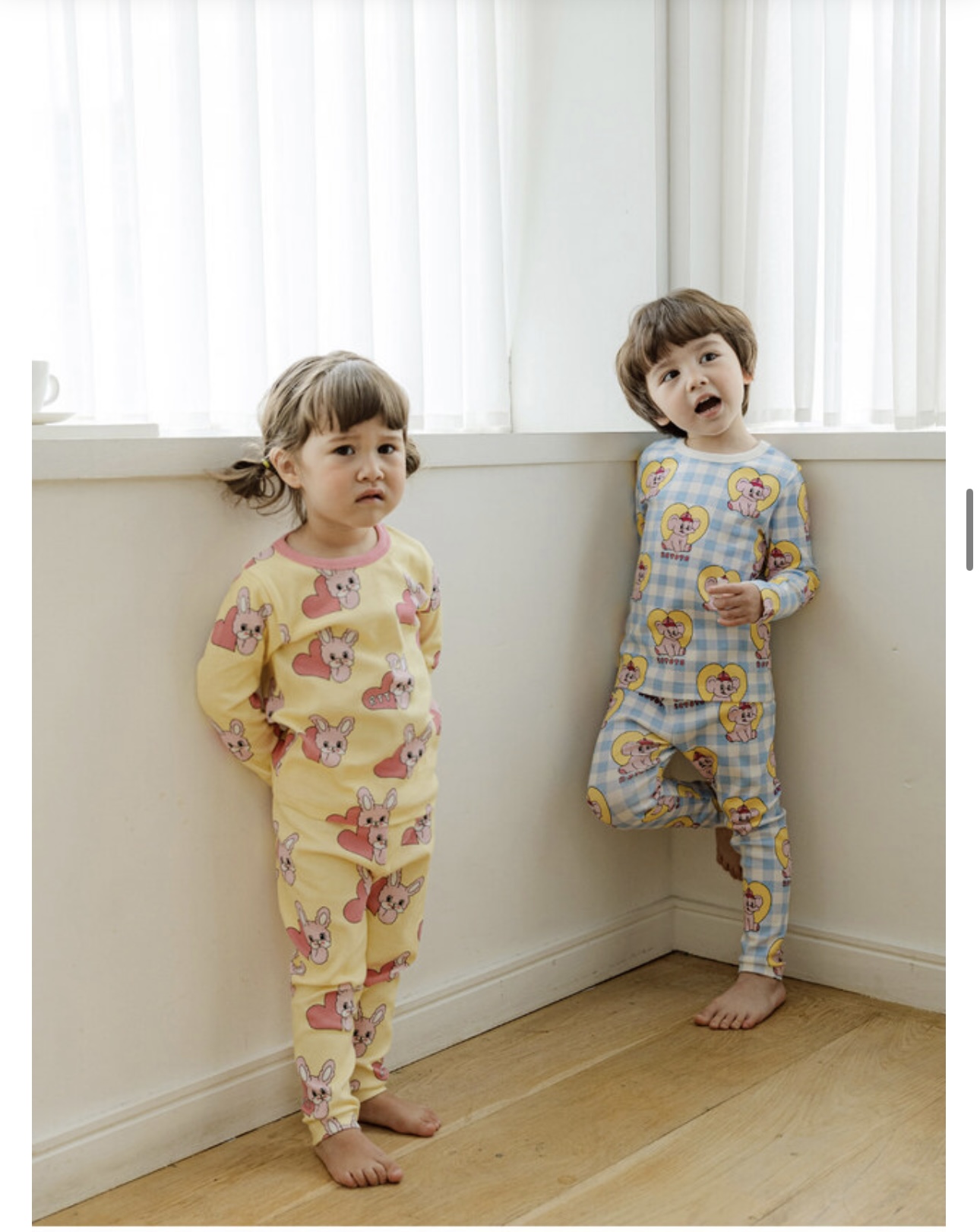 Bộ cotton xuất Hàn Rototo Bebe màu vàng in thỏ tim hồng size 110 - 130