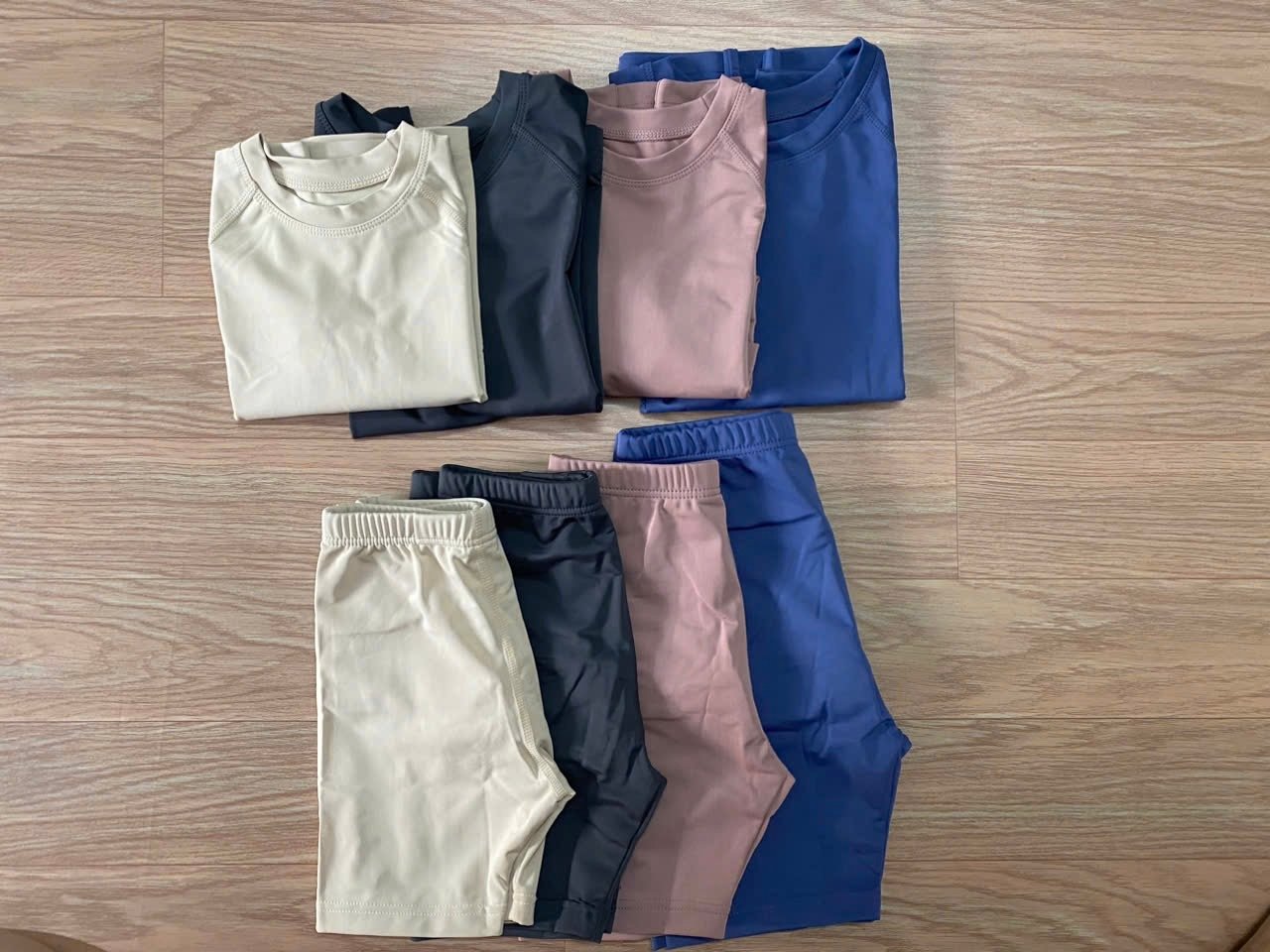 Bộ bơi xuất Hàn U.F trơn nhiều màu dài tay chống nắng cho bé size 110-150 (1 số thay tag)