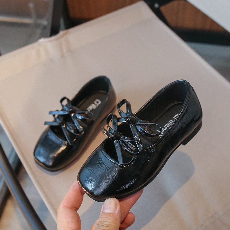 9818 - Giày búp bê màu đen đính nơ bé gái size 23-36