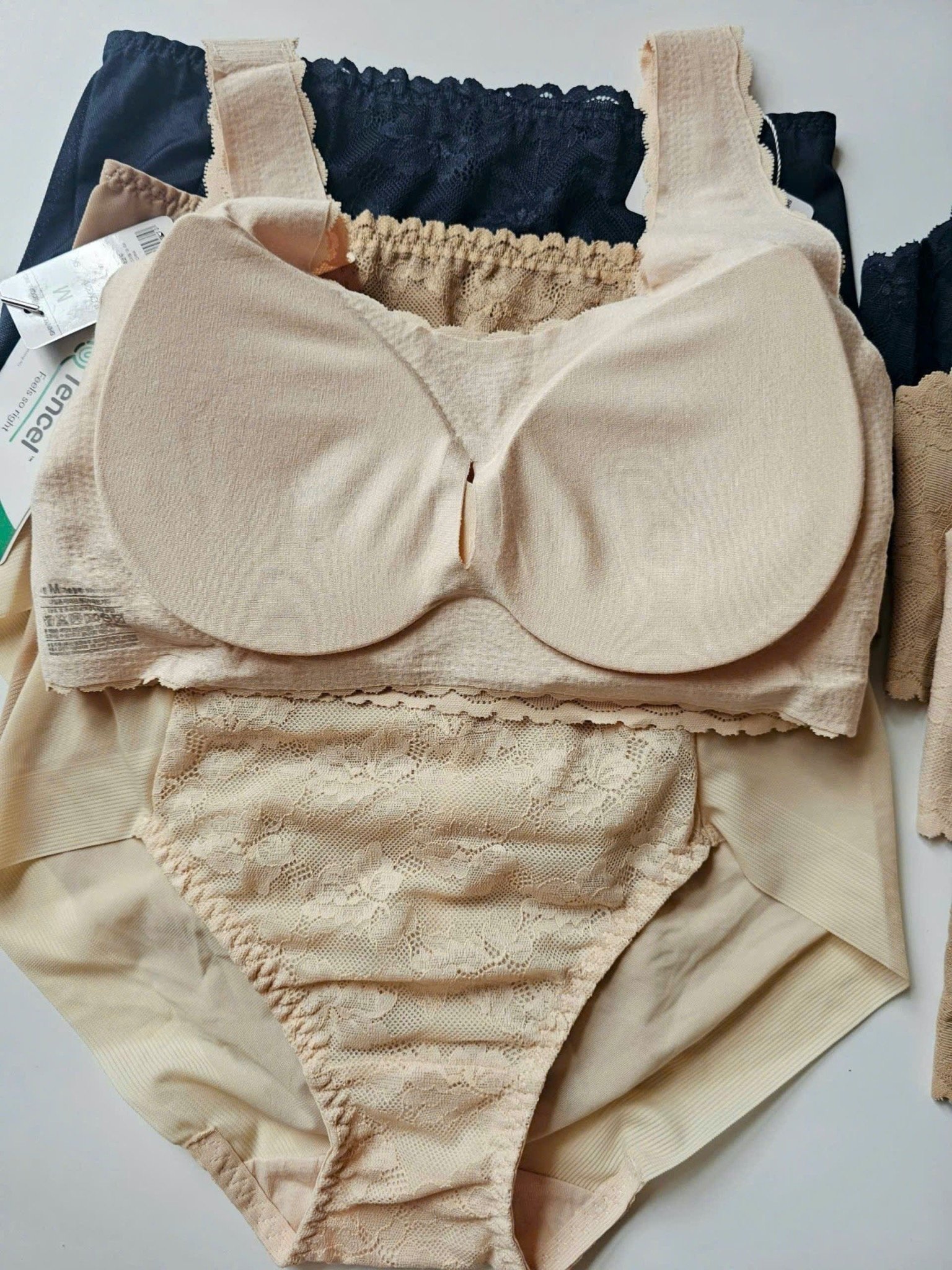 Set Bra + quần chip ren Tencel xuất Hàn 4 màu cho Mẹ size S - XL
