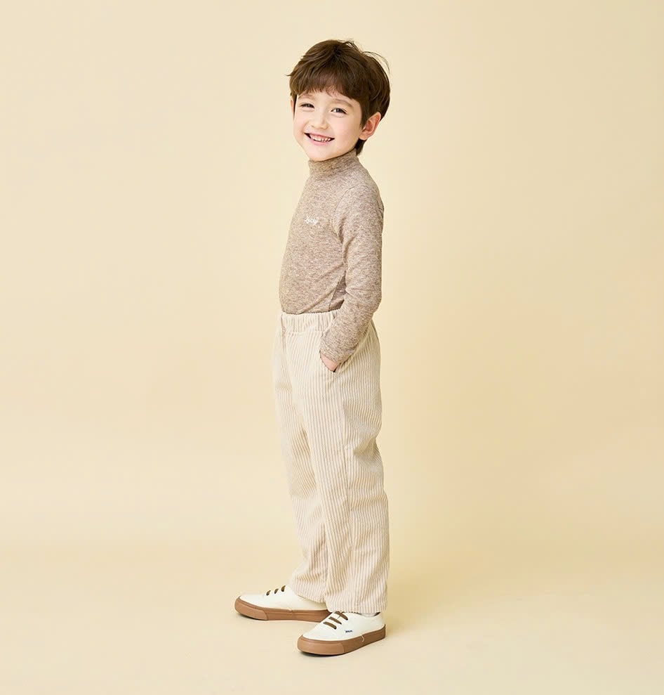 Áo cổ 3p Bebezoo vải thun len mỏng mềm thêu chữ Lucky cho bé size 100-150