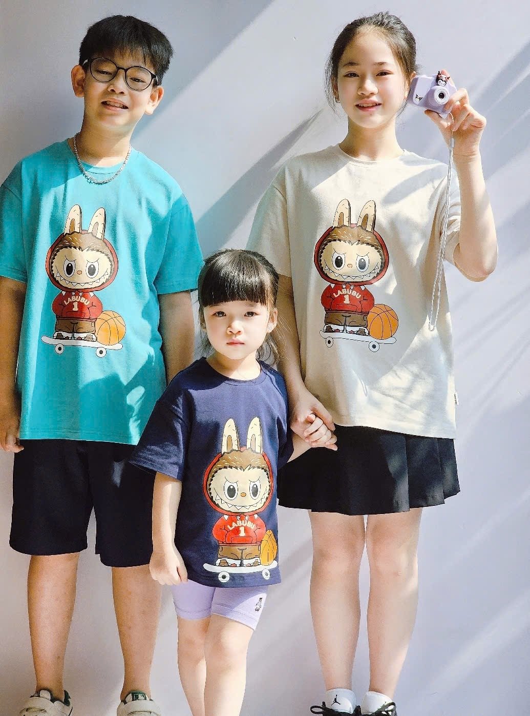 Áo cotton Bee Mon hoạ tiết Labubu nhiều màu cho bé size 120-160