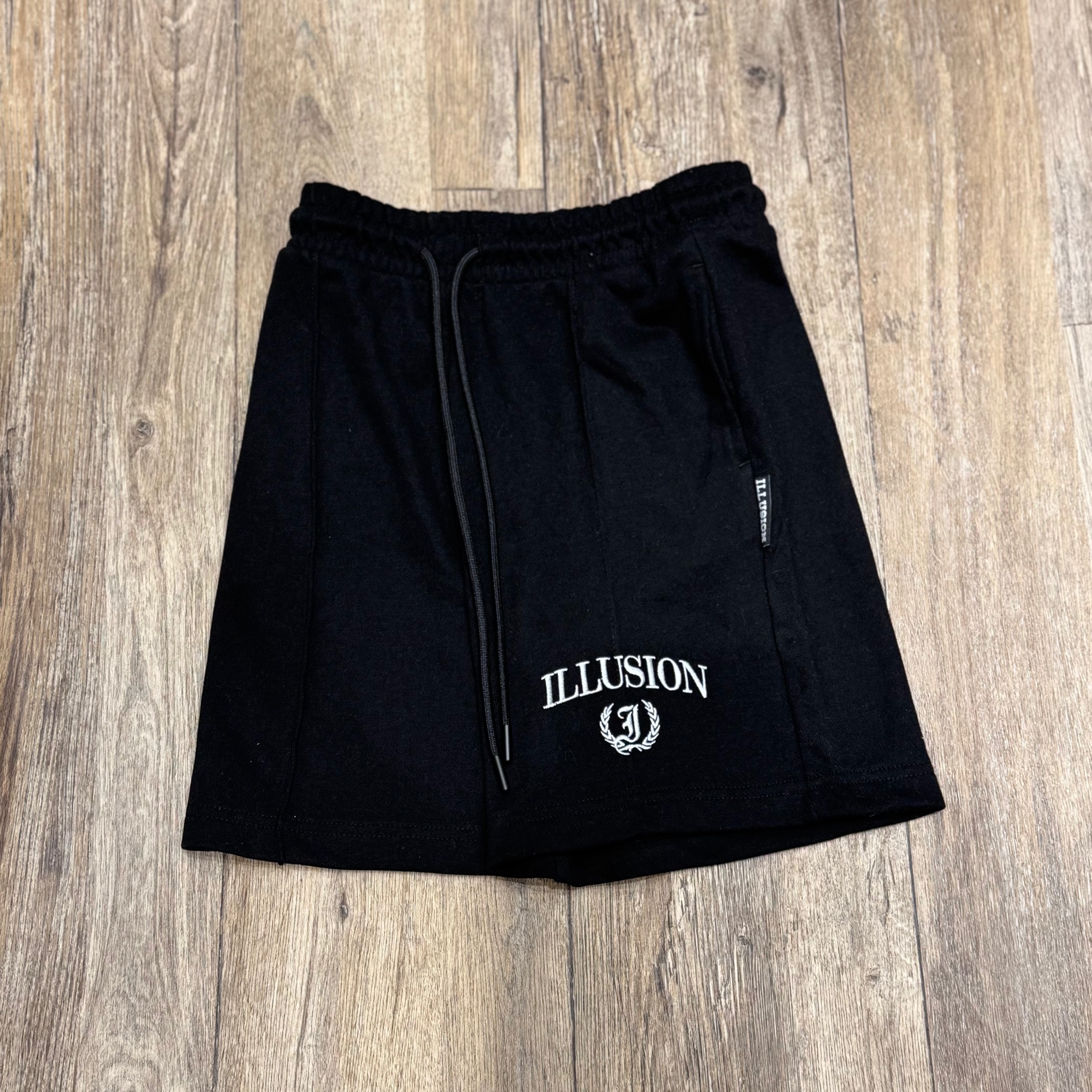 Quần short da cá GGJJ dư xịn 2 màu đen/ghi cho bé size 6-14y