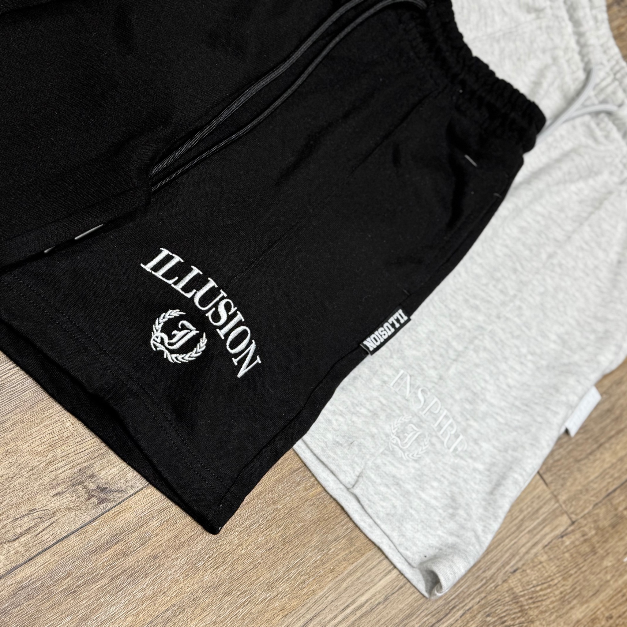 Quần short da cá GGJJ dư xịn 2 màu đen/ghi cho bé size 6-14y