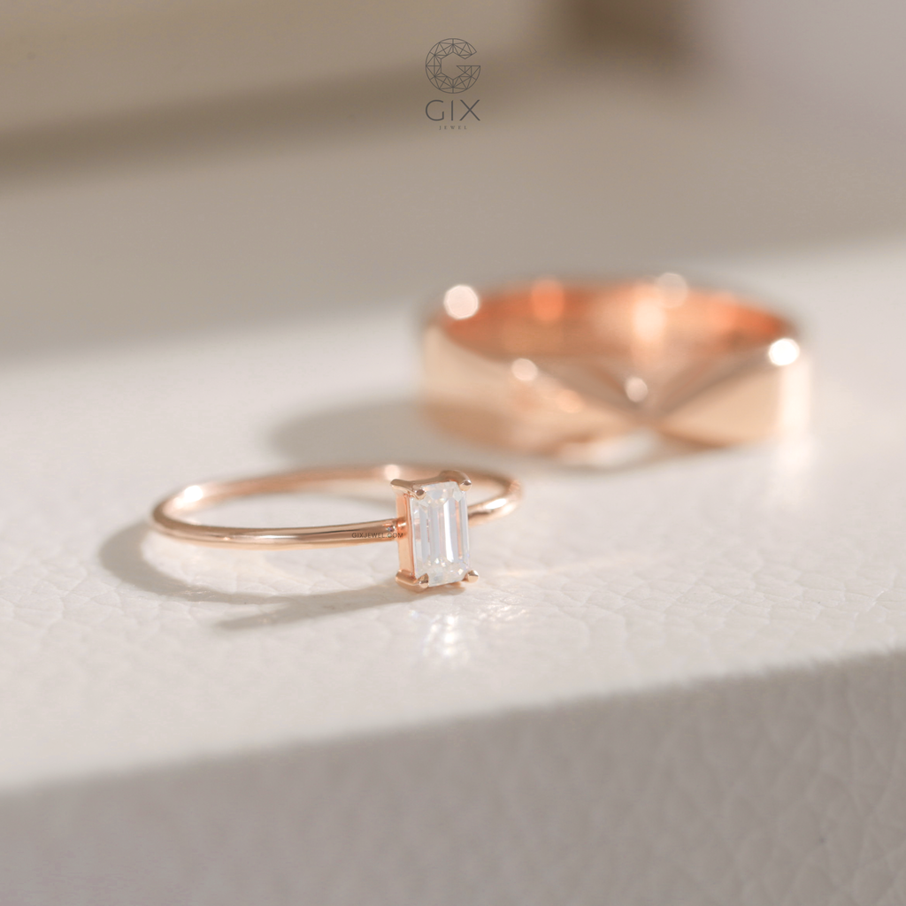 Mẫu nhẫn cầu hôn đơn giản vàng 18k đai trơn đính kim cương cao cấp Gix Jewelry