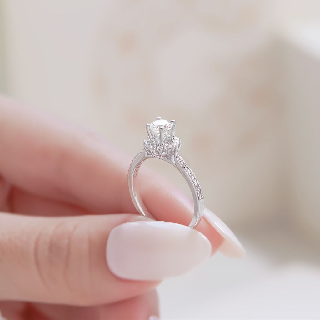  Nhẫn cầu hôn kim cương vàng trắng 18k - Everglow | Gix Jewelry 