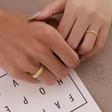  Nhẫn cưới trơn vàng trắng 18k đơn giản mà đẹp khắc hoa văn cành lá Gix Jewelry 
