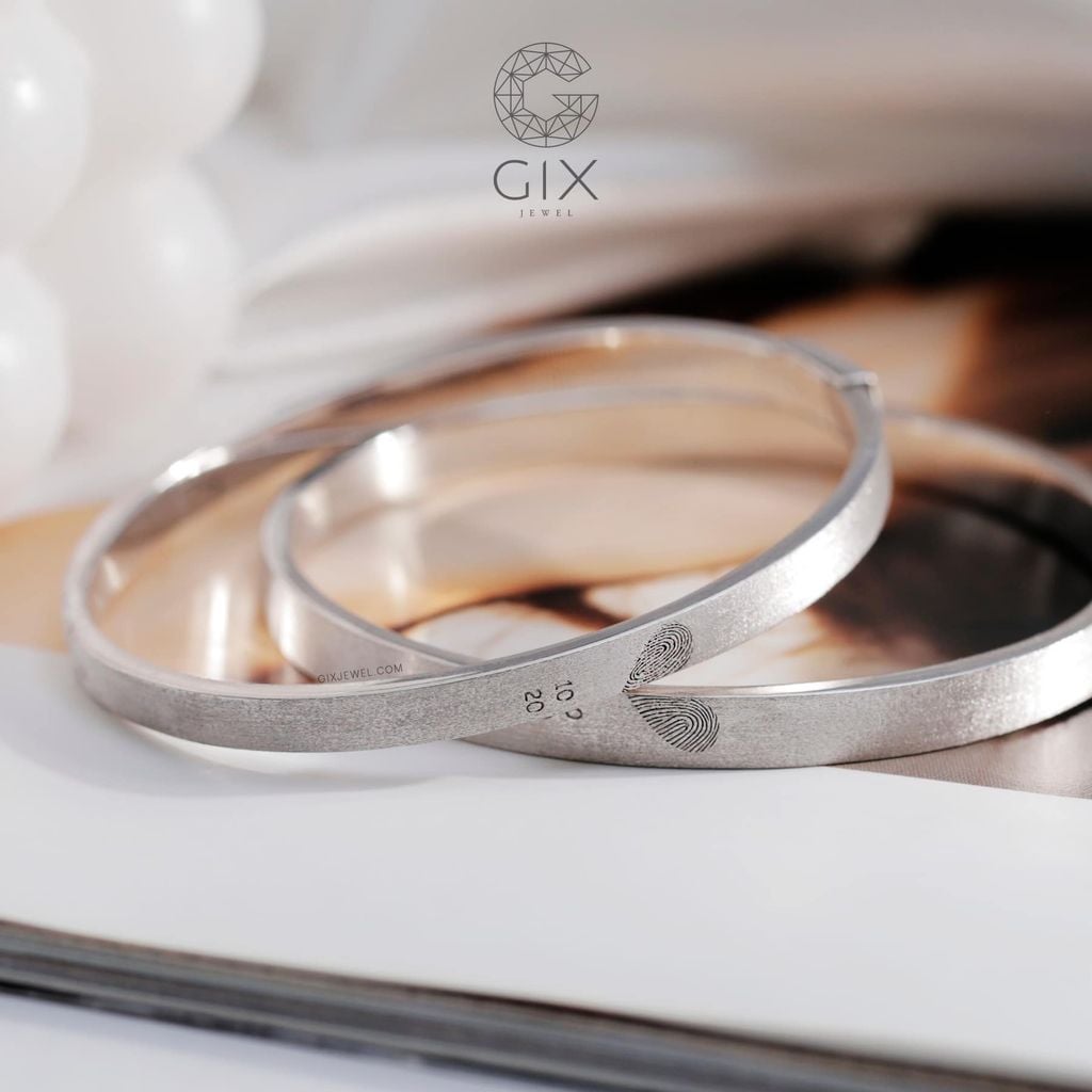  Vòng tay đôi khắc tên dạng cứng bạc mạ vàng 18k in kèm vân tay Gix 