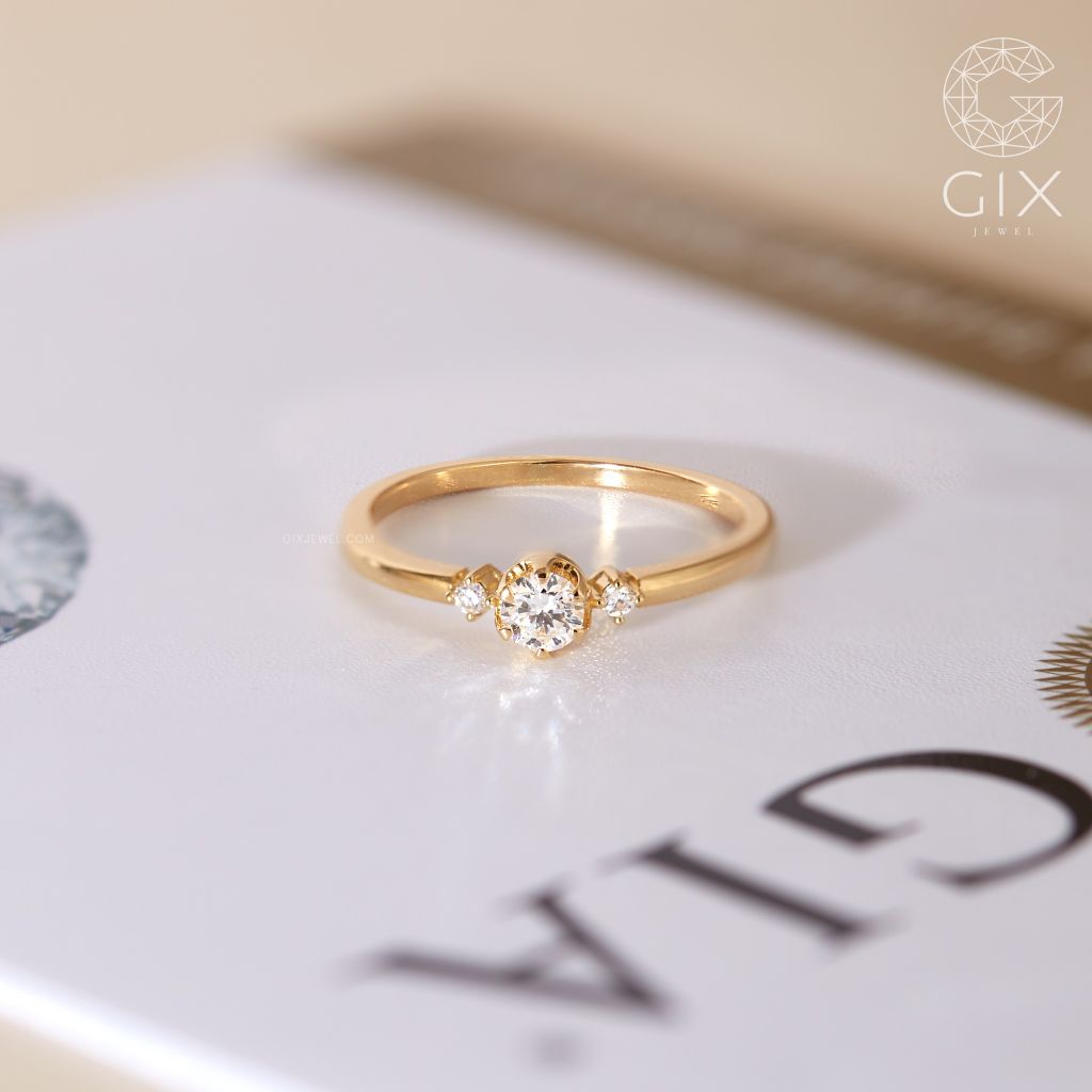Thiết Kế Nhẫn Cầu Hôn Đơn Giản Cho Bạn Gái Vàng 18K Bạc Đính Kim Cương