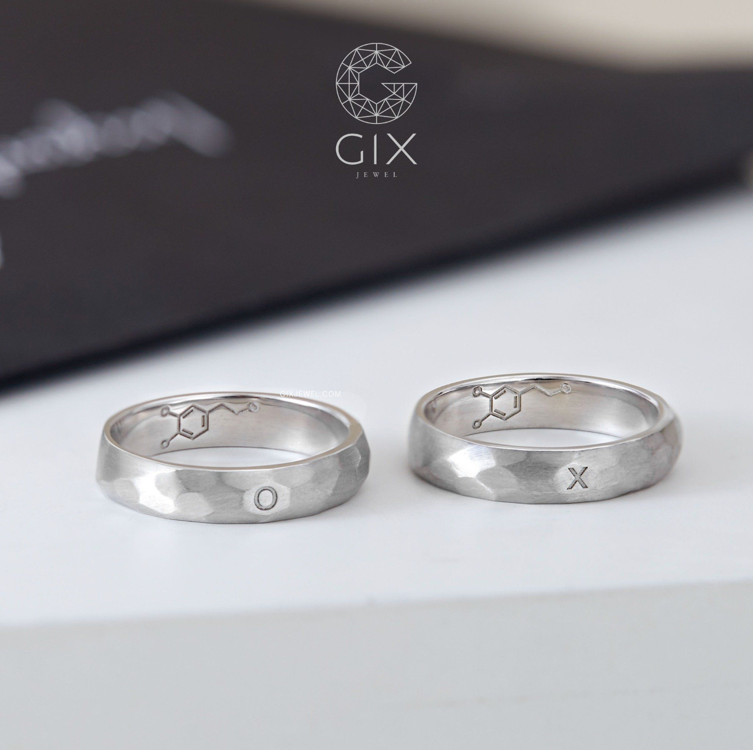  Nhẫn Cưới Vàng 610 Vát Hammer Độc Đáo Gix Jewel - GCR25050135 