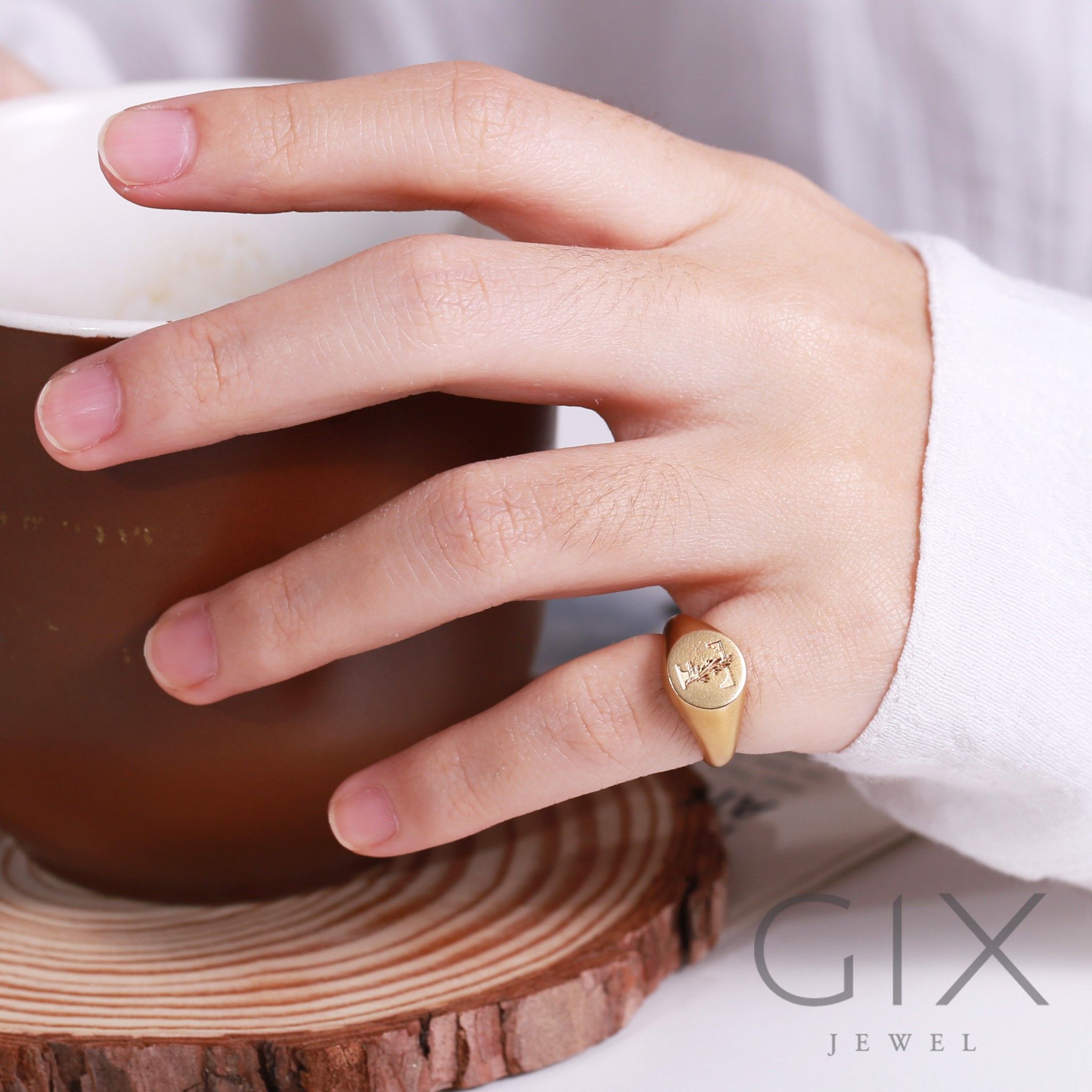  Nhẫn signet ring bạc mạ vàng đẹp khắc tên Gix Jewel 