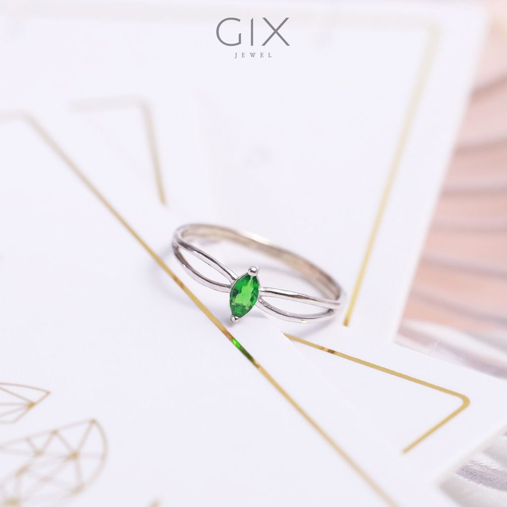 Nhẫn Bạc Nữ Đính Đá Xanh Lá Mạ Vàng 18K Gix Jewel Hình Hạt Dưa SPGN02