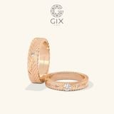  Nhẫn đôi bạc bản vuông mạ vàng khắc hoa văn Gix Jewel - GCR25050088 