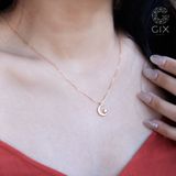  Dây chuyền vàng hồng 18k nữ sợi nhuyễn hình mặt trăng đính kim cương hợp đi tiệc Gix Jewel 