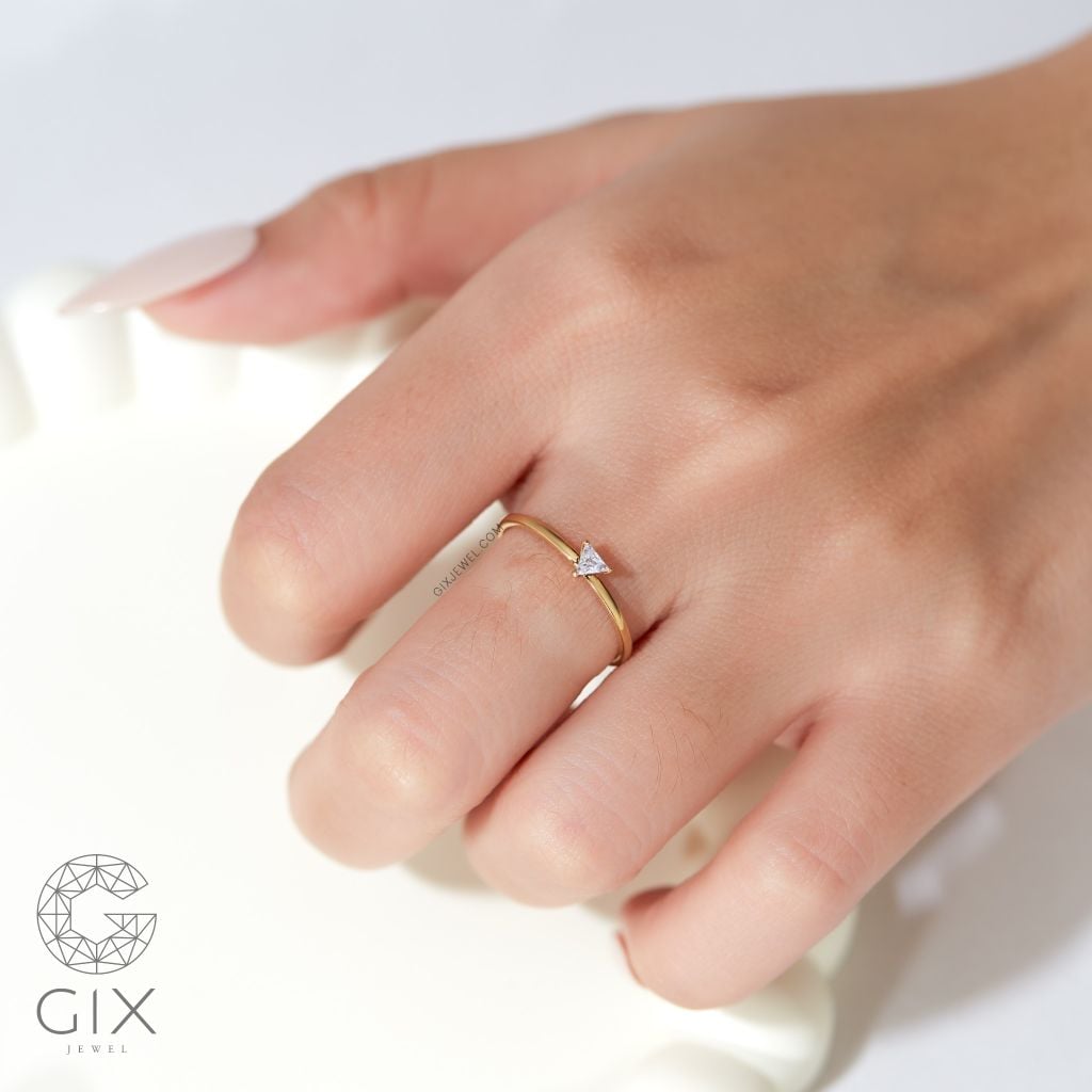 Nhẫn mặt đá nữ bạc 925 vàng 18k Gix Jewel đính Moissanite đeo ngón trỏ