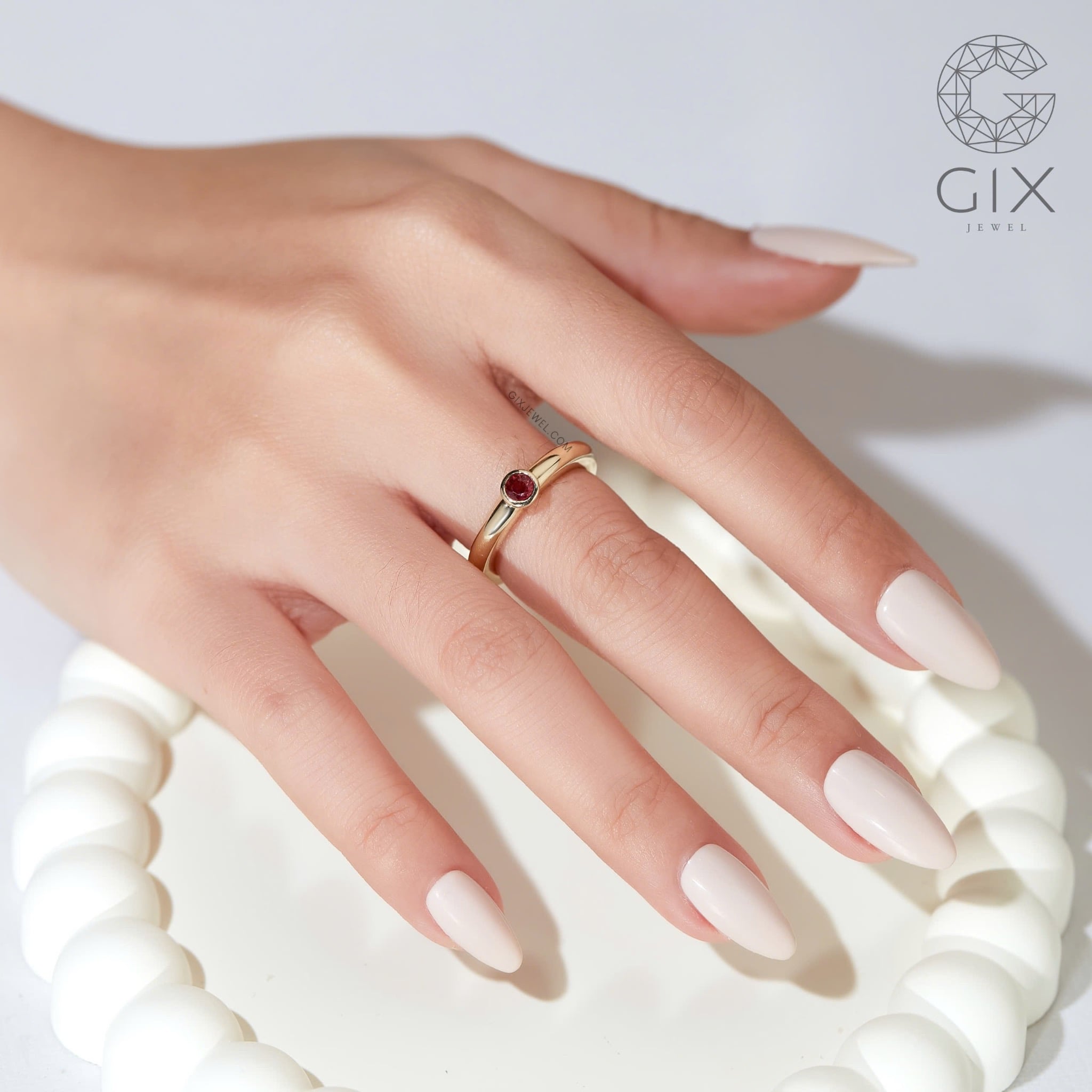 Nhẫn Vàng Trắng 18K & Bạc Nữ Đơn Giản Bản To Đính Đá Xanh Đỏ Cao