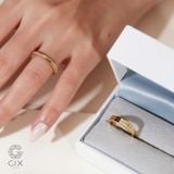  Nhẫn cưới cặp Mobius vô cực vàng trắng 18k đính kim cương hột xoàn đẹp Gix Jewel 